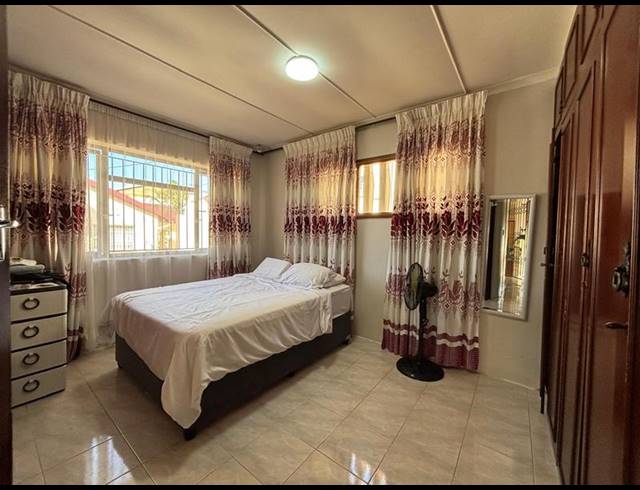 3 BEDROOM HOUSE FOR SALE IN RESERVOIR HILLS